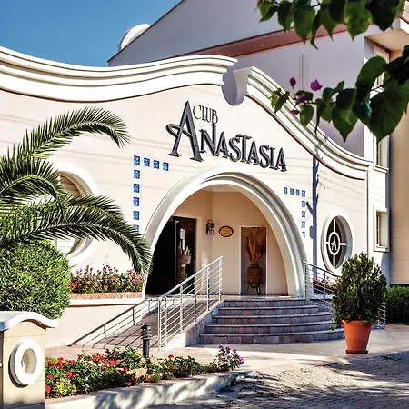 Club Anastasia - Family Ξενοδοχείο με διαμερίσματα 3*