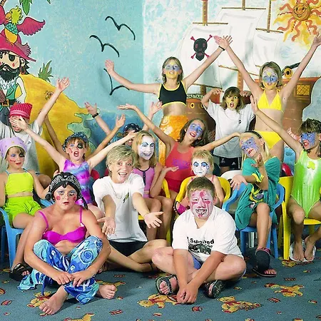Club Anastasia - Family מלון דירות